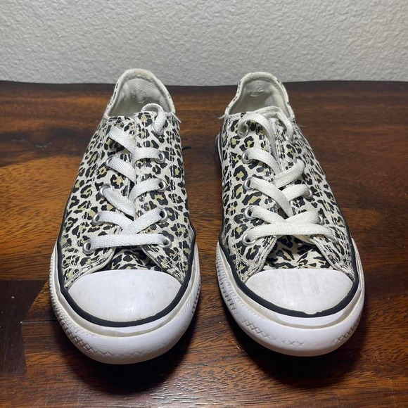 Converse Chuck Low Cheetah Print Size 13Y - Picture 2 of 4
